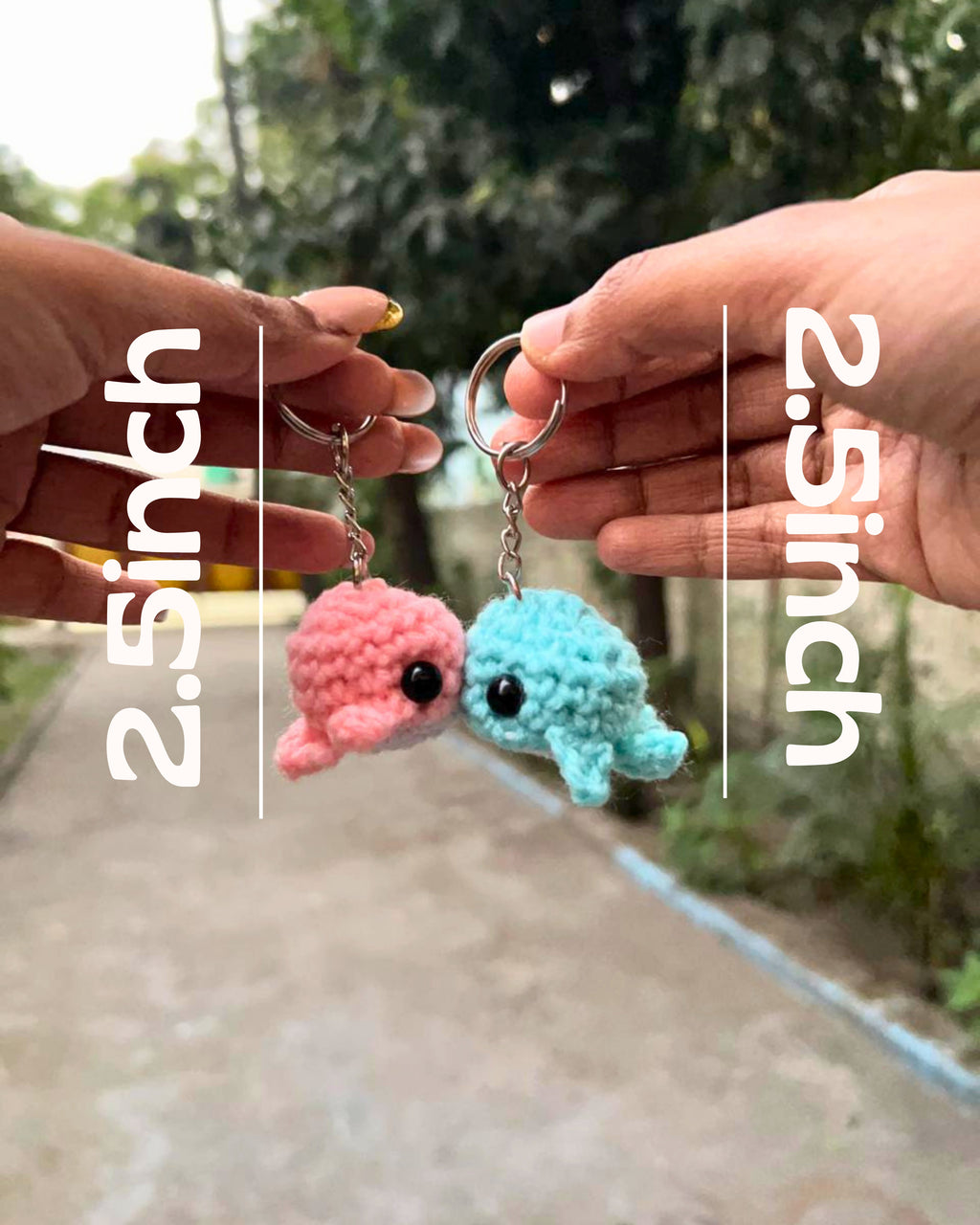 Magnetic crochet keychain